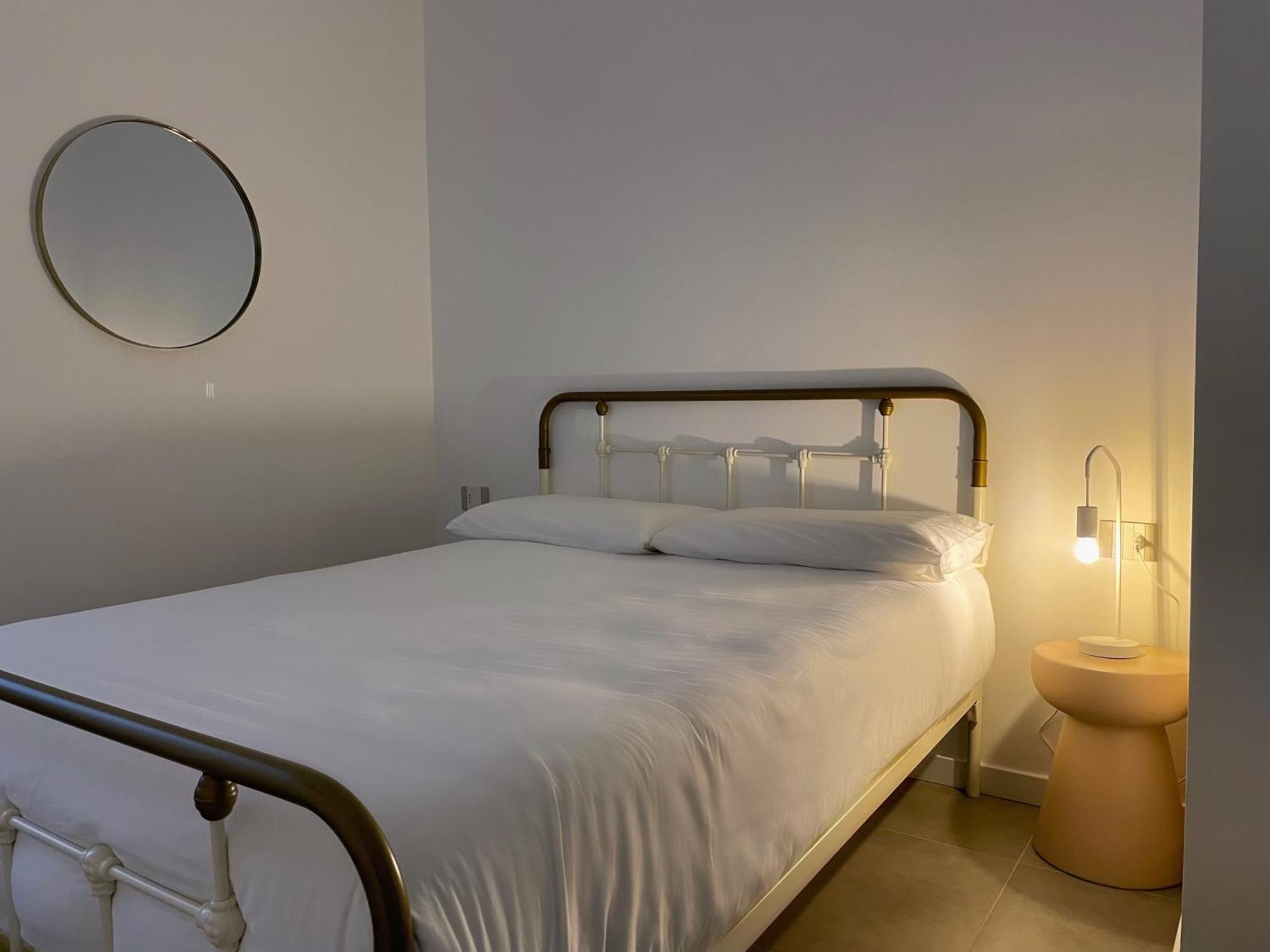 Domus Pyrus Apartments Pero Exterior photo